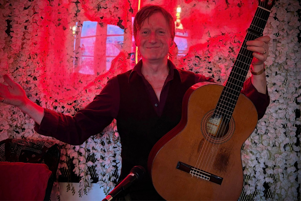 Flamenco Guitar in The Bar | 16/11/26